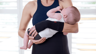 The Comfort Side of Breastfeeding No One Warns You About - TheRY