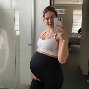 TheRY pregnancy saviour leggings review. Roisin Cox