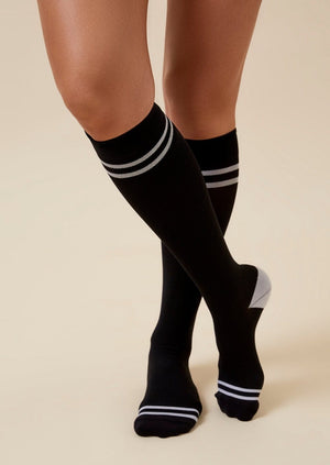 Thery Group The Rescuer Maternity Compression Sock in black/white - front view